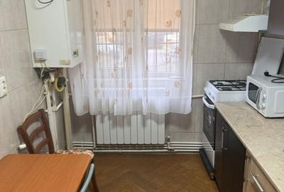 Garsonieră decomandată, mobilată în Km 4-5 - 6