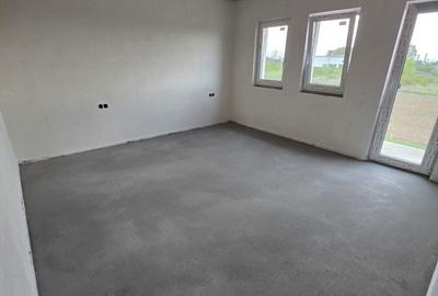 Casă cu 3 camere cu Teren 260 Mp în Bercu Roșu - 2