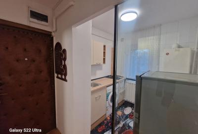 Garsonieră decomandată în Central - 10