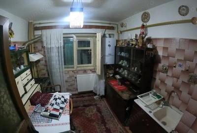 Apartament cu 3 camere semidecomandat, mobilat în Central - 12