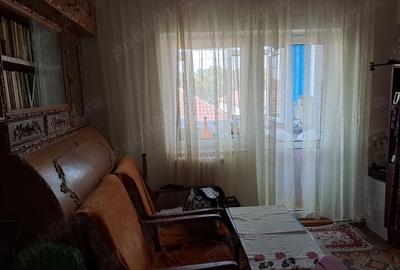 Vand schimb cu 1, 2 cam. parter - apartament 4 cam, et.3, ultracentral Bucecea, 68.900 euro neg. - 9