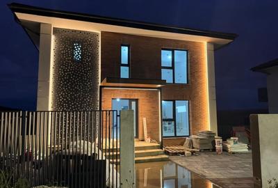 Casa individuala premium de vanzare cu view deosebit in Dezmir 180mp si t. 470mp - 1