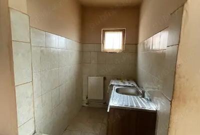 Casă cu 3 camere în Micești - 1