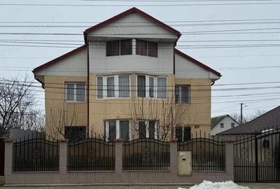 Casă cu 2 camere cu Teren 1267 Mp în Ciorani - 1