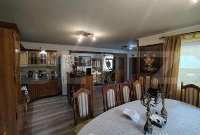 Casă cu 5 camere cu Teren 1090 Mp în Târnăveni - 8
