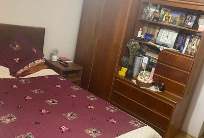 Apartament cu 2 camere decomandat în Km 5 - 5