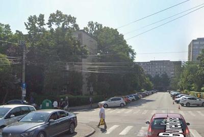 Apartament cu 3 camere semidecomandat în Dacia - 1