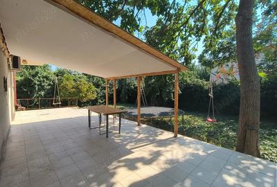 Casa de vanzare in Aparatorii patriei - 1