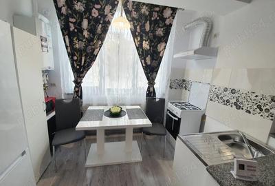 Garsonieră decomandată în Central - 1