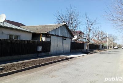 Casă cu 10 camere cu Teren 2000 Mp în Țăndărei - 2