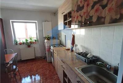 Apartament cu 2 camere decomandat în Zorilor - 4