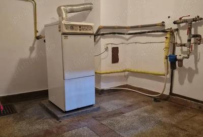 Vand casa zona 23 August - 9