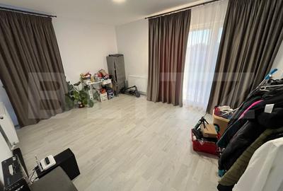Apartament de vanzare, cu 3 camere, 80 mp, zona Sud - 19