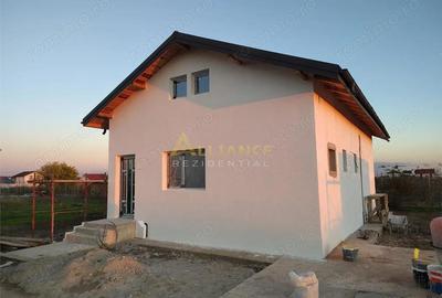 Casă cu 3 camere cu Teren 250 Mp în Berceni - 3