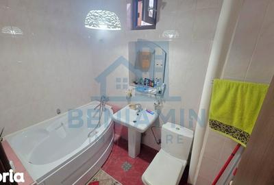 Casă cu 6 camere cu Teren 450 Mp în George Enescu - 4