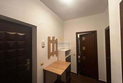 Garsonieră decomandată, mobilată în Sud - 6