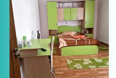 Apartament cu 2 camere decomandat în Periferie - 1
