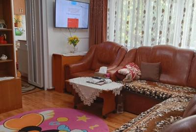 Apartament de vanzare - 3