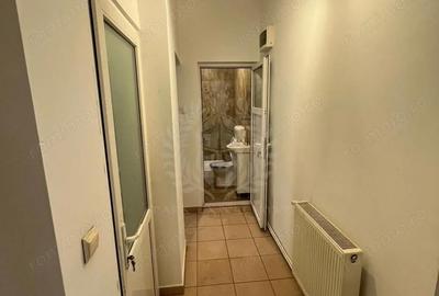 Casă cu Teren 420 Mp în Central - 3