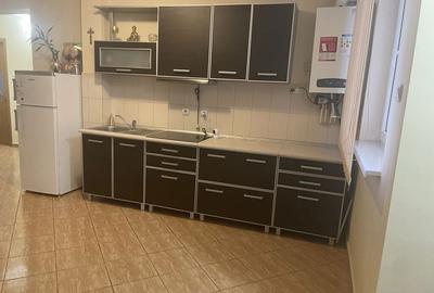 Apartament cu 3 camere decomandat în Central - 7
