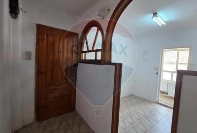 Apartament cu 2 camere decomandat în Vitrometan - 10