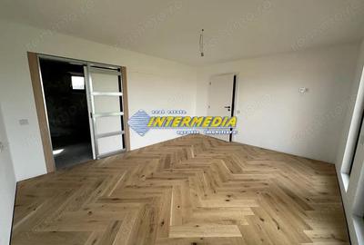 OKAZIE ! Casa Noua P+1 cu 550 mp teren 3 bai, 4 dormitoare garaj, finisata interior si mobila - 17