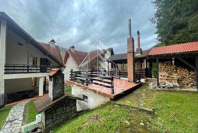 Vila tip duplex, P+1E+M, Poiana Marului - 1