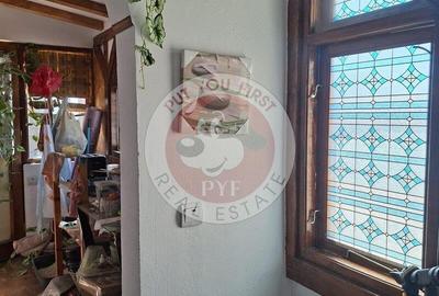 Facultatea artelor | Studio | 44mp | Semidec | B12089 - 1