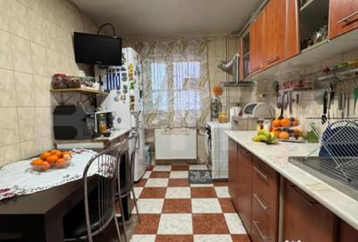 Apartament cu 4 camere semidecomandat în Sebastian - 3