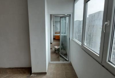 Apartament 2 camere, bloc reabilitat termic, Giulesti. - 9
