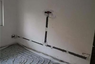 Apartament cu 3 camere decomandat în Dâmbovița - 6