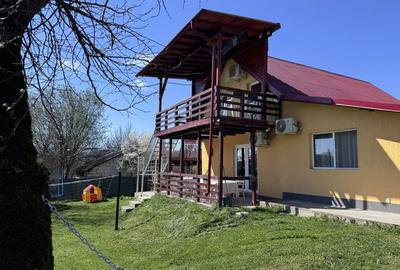 Casă cu 4 camere în Vernești - 1