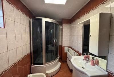 Ungheni - Vanzare casa 5 camere - Str. Principala - 10