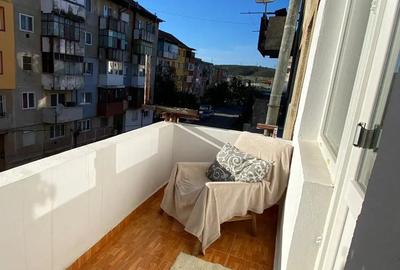 Vind apartament 88 mp Bocsa et 2 - 4