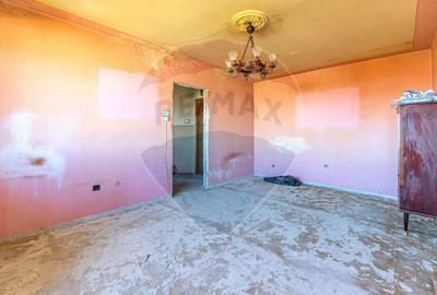 Apartament 2 camere/ 2 balcoane/de renovat-  zona Tractorul! - 13