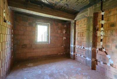 Apartament cu 3 camere decomandat în Uverturii - 6