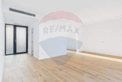 Vila luminoasa si moderna de vanzare in Amber Forest Tunari - 3