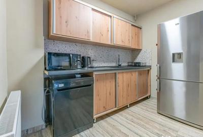 Casă cu 8 camere cu Teren 1100 Mp în Sohodol - 8