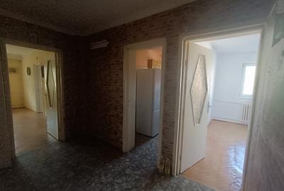 Apartament 4 camere ultracentral , etaj 3/4, Aleea Nucului - 3