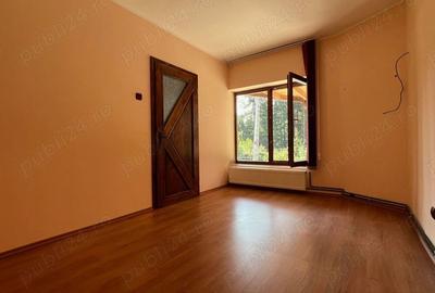 Casă cu 14 camere cu Teren 1978 Mp în Covasna - 2