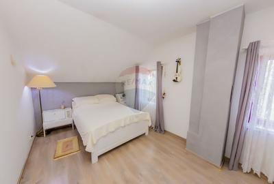 Casă cu 4 camere cu Teren 2900 Mp în Colțirea - 23