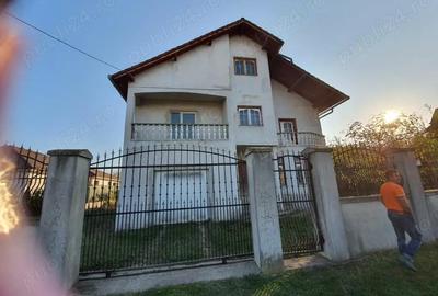 Casă cu 4 camere în Turda - 9