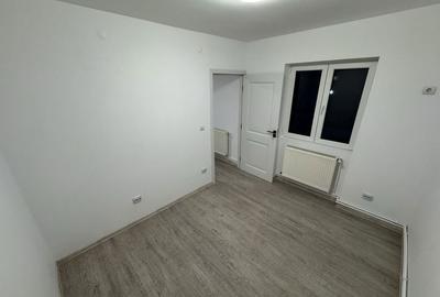 Apartament cu 3 camere decomandat în Central - 1