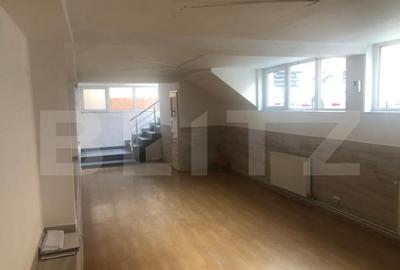 Spatiu comercial 44mp la demisol pe Bulevardul Revolutiei - 3