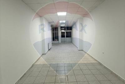 Spațiu comercial de 60mp de închiriat în zona Rovine - 3