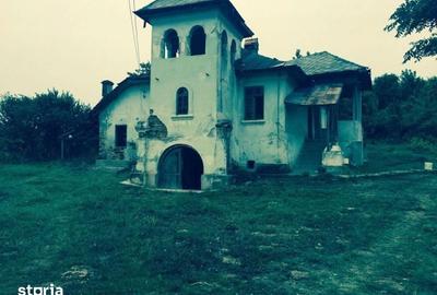 Teren de 53000 mp, în Călinești - 2