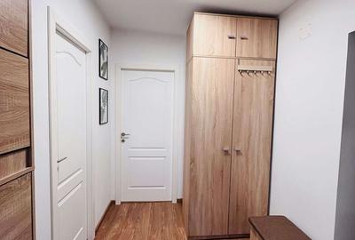 Apartament cu 3 camere semidecomandat, mobilat în Central - 12