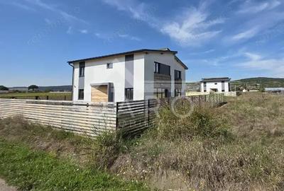 Duplex modern de 90 mp utili, de vanzare in Santana de Mure? - 14