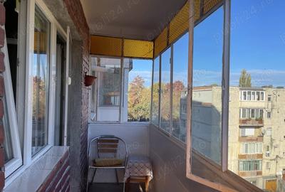 Proprietar inchiriez apt. 1 camera B-dul Coposu - 4