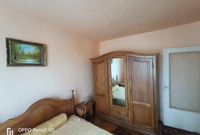 Apartament cu 3 camere de vanzare Libertații - 2